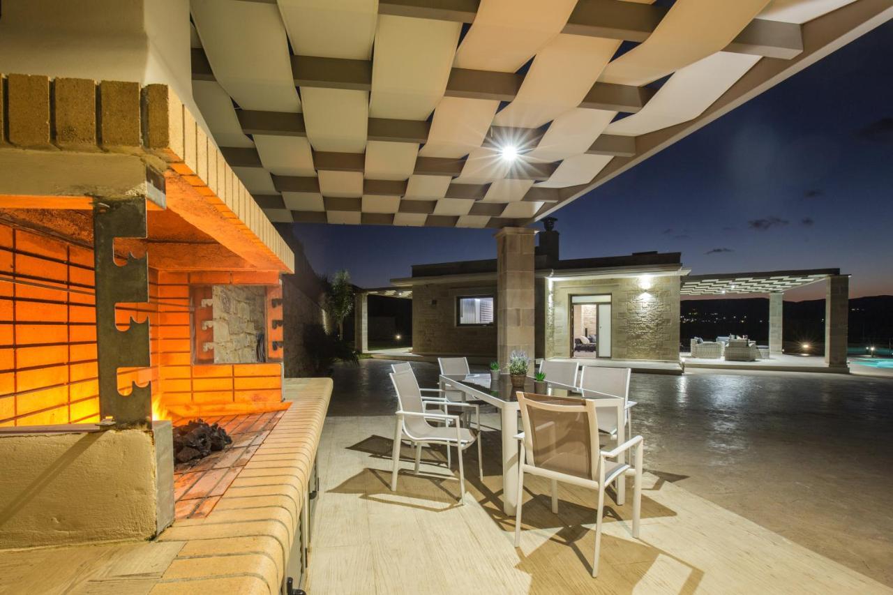 Larimar Luxury Sea View Villa Kissamos Bagian luar foto