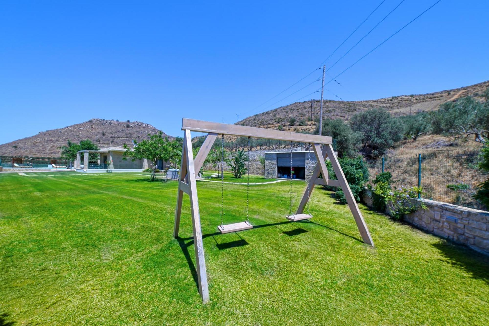 Larimar Luxury Sea View Villa Kissamos Bagian luar foto
